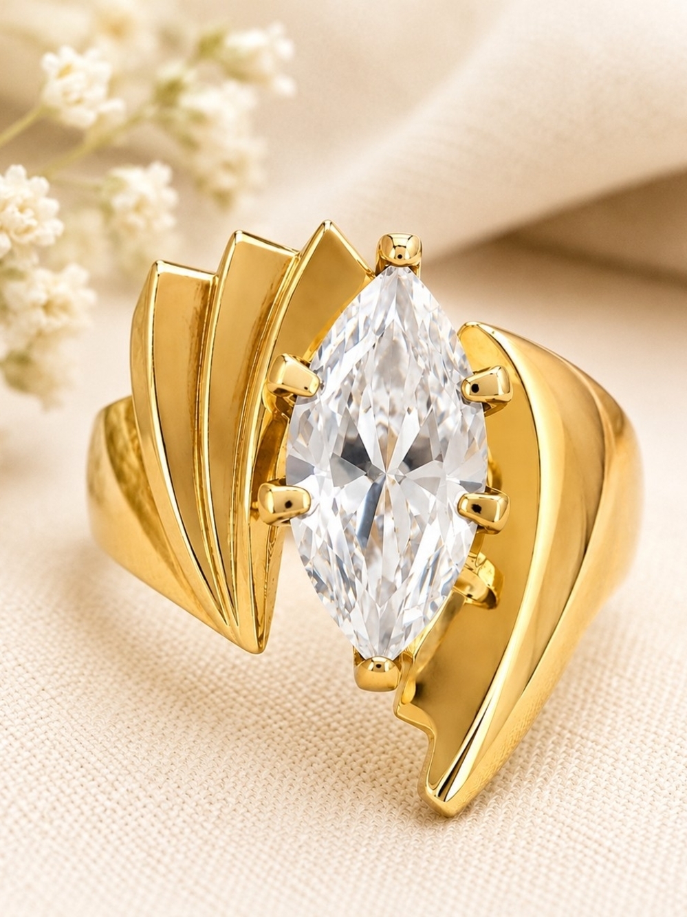Vintage 18K GP Marquise Crystal Statement Ring Size 8 Gold Tone Cocktail Ring